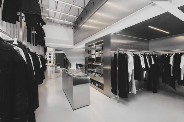 antonioli-eu-stores