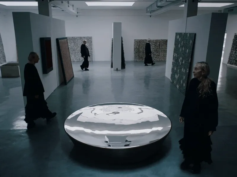 beyond-noise-carla-sozzani-nov-24