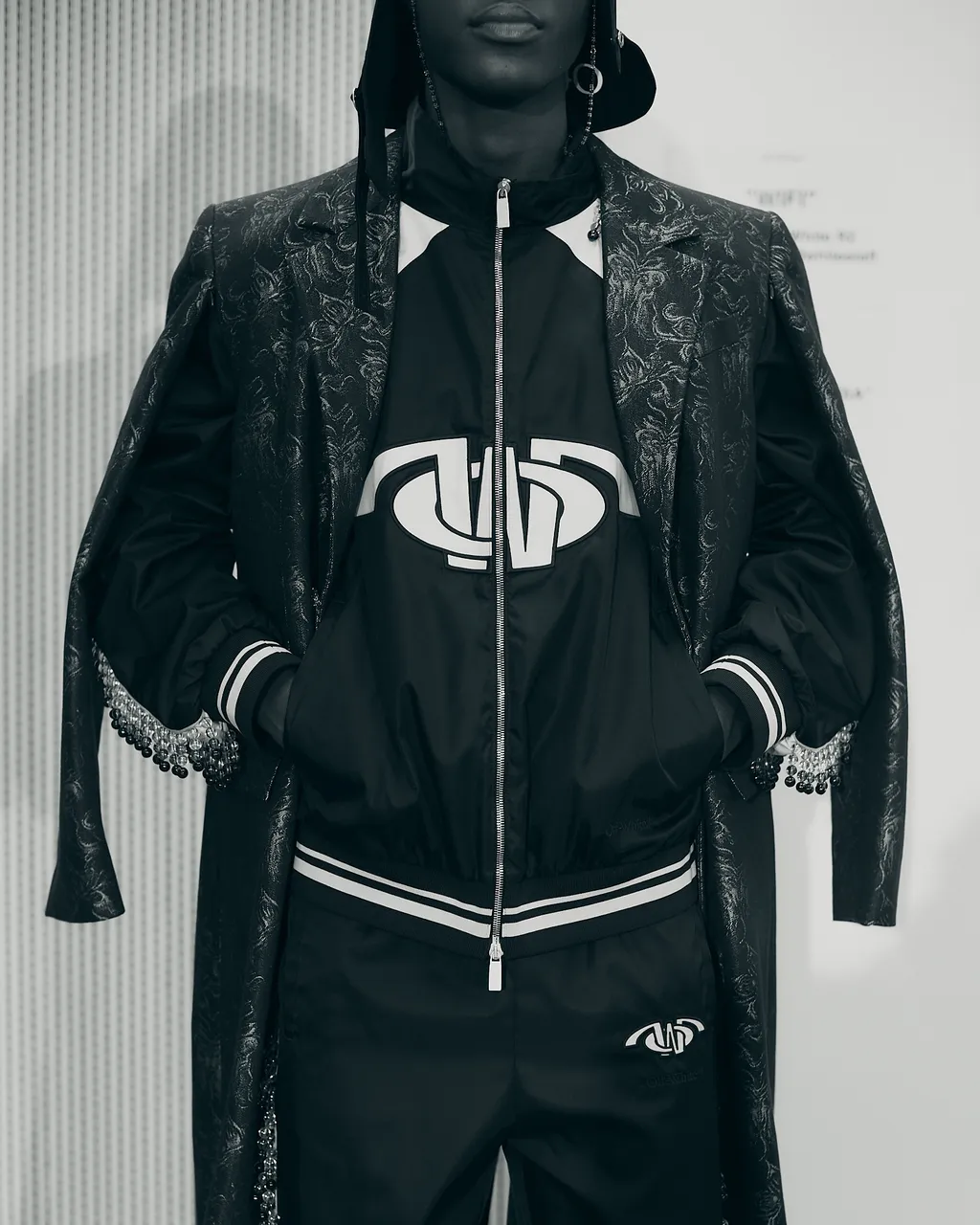 Off White / AW24 Show BTS