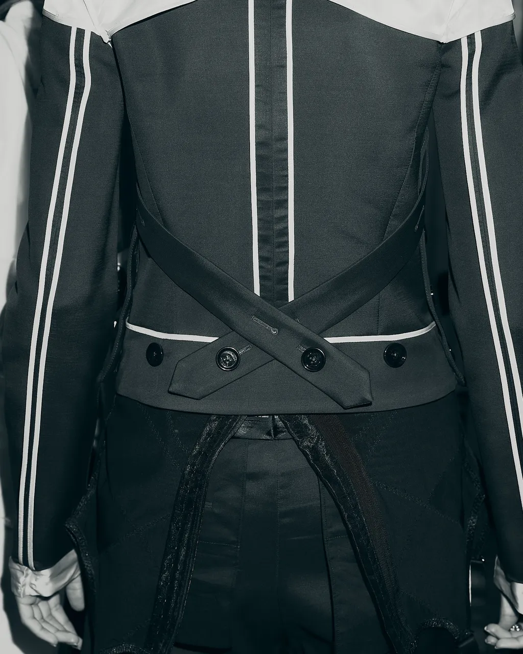 Off White / AW24 Show BTS